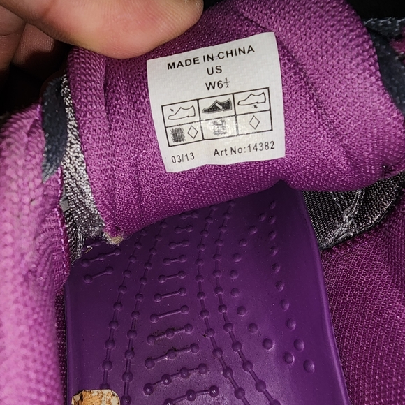 Crocs Womens Retro 14382 Lace Up Low Top Sneaker Shoes (Gray Pink) - SIZE 6.5 - Picture 6 of 7